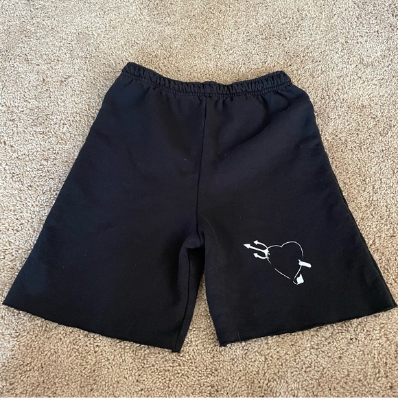 Boys Lie Read Me Cut Off Sweat Shorts Black Size Small - Picture 8 of 9